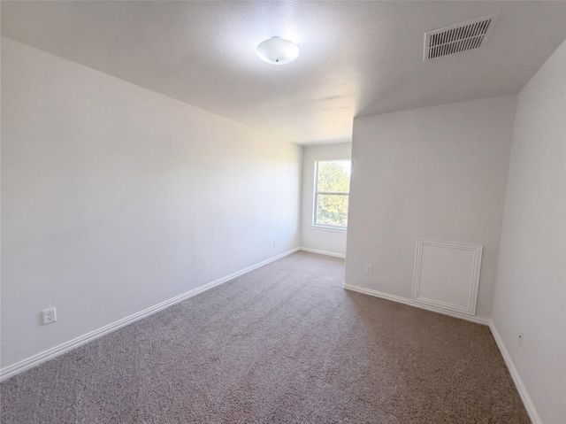 234 Wells BND, Hutto, TX 78634