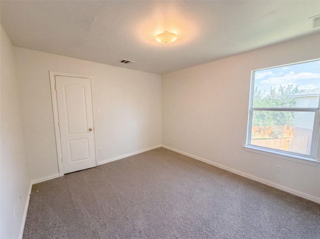 234 Wells BND, Hutto, TX 78634