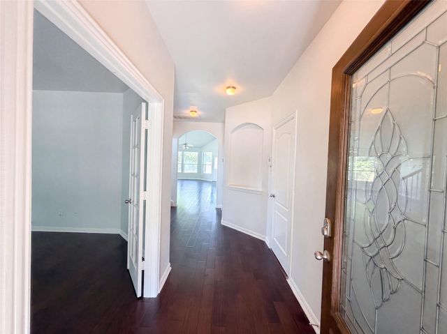 234 Wells BND, Hutto, TX 78634
