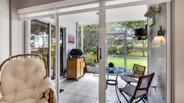 9204 NW 9th Court, Plantation, FL 33324