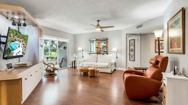 9204 NW 9th Court, Plantation, FL 33324