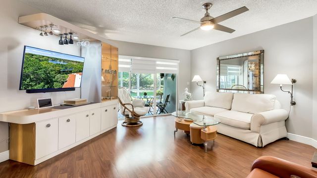 9204 NW 9th Court, Plantation, FL 33324