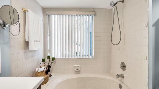 9204 NW 9th Court, Plantation, FL 33324
