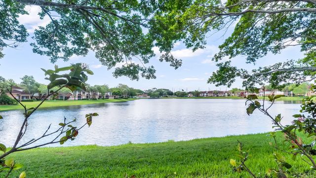 9204 NW 9th Court, Plantation, FL 33324