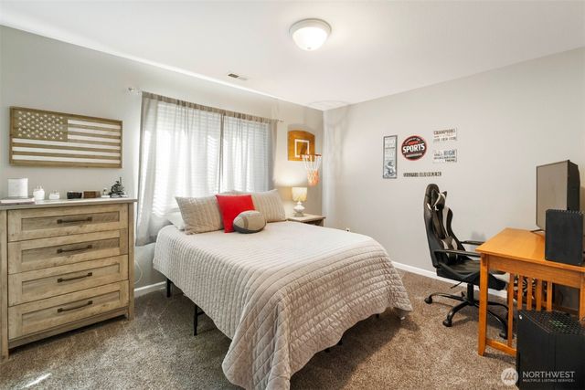 13704 117th Avenue E, Puyallup, WA 98374