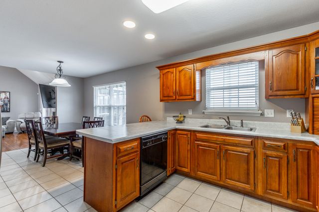 269 Big Creek Lane, Ringgold, GA 30736