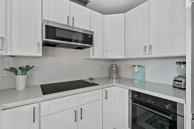 2800 Indian River Boulevard 10I, Vero Beach, FL 32960