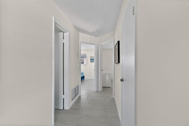 2800 Indian River Boulevard 10I, Vero Beach, FL 32960