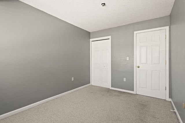 34 Rosewood Dr 34, Stoughton, MA 02072