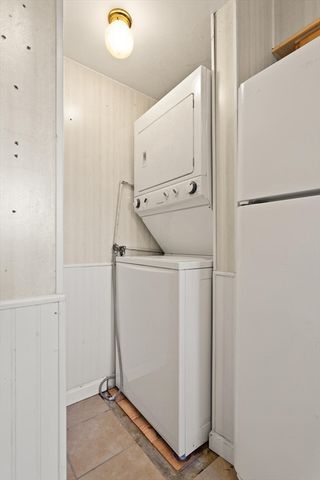 34 Rosewood Dr 34, Stoughton, MA 02072