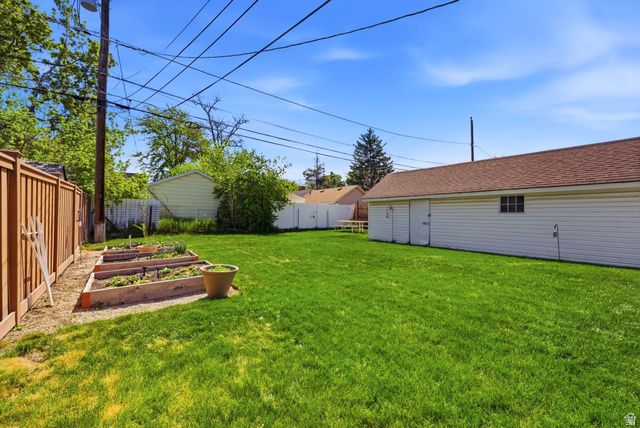 2497 S BEVERLY ST, Salt Lake City, UT 84106