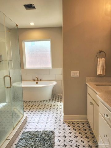 860 Van Kirk Ave, Pensacola, FL 32503