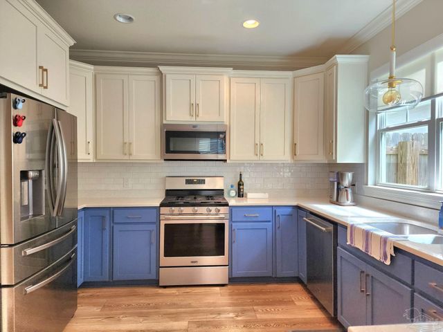 860 Van Kirk Ave, Pensacola, FL 32503