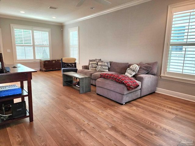 860 Van Kirk Ave, Pensacola, FL 32503