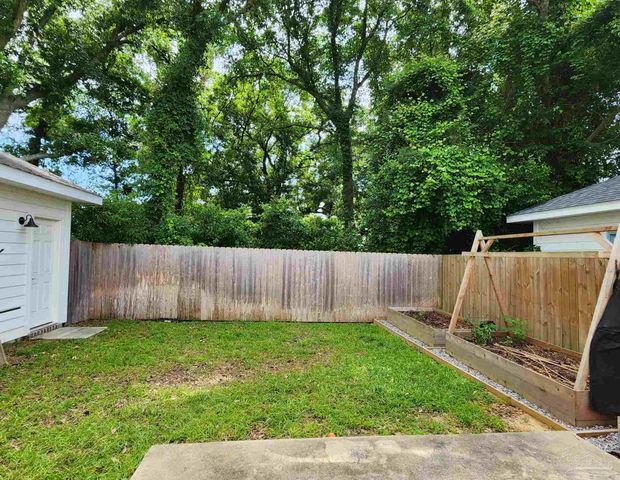 860 Van Kirk Ave, Pensacola, FL 32503