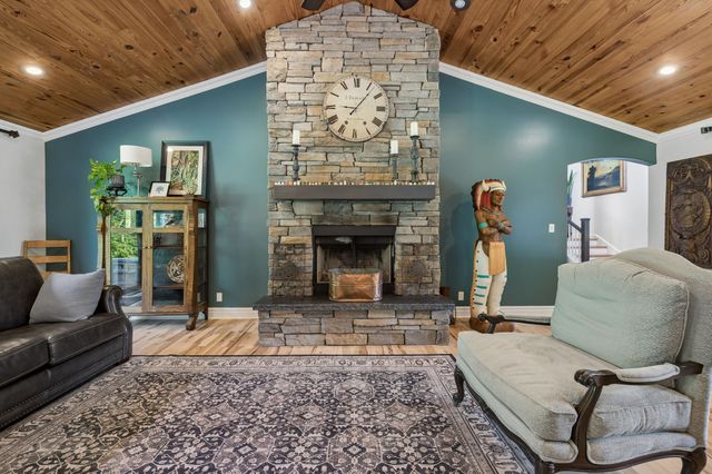 95 Bowman Ct, Waverly, TN 37185