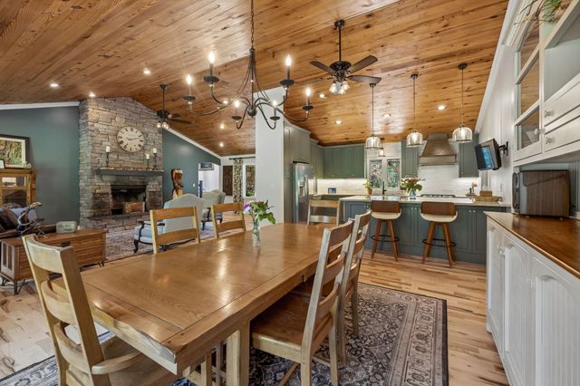 95 Bowman Ct, Waverly, TN 37185