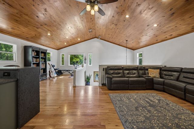 95 Bowman Ct, Waverly, TN 37185