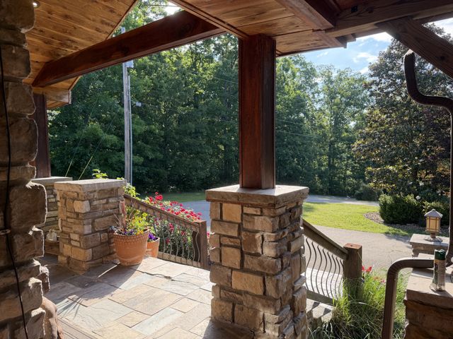 95 Bowman Ct, Waverly, TN 37185