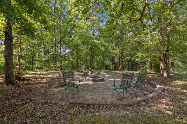 95 Bowman Ct, Waverly, TN 37185