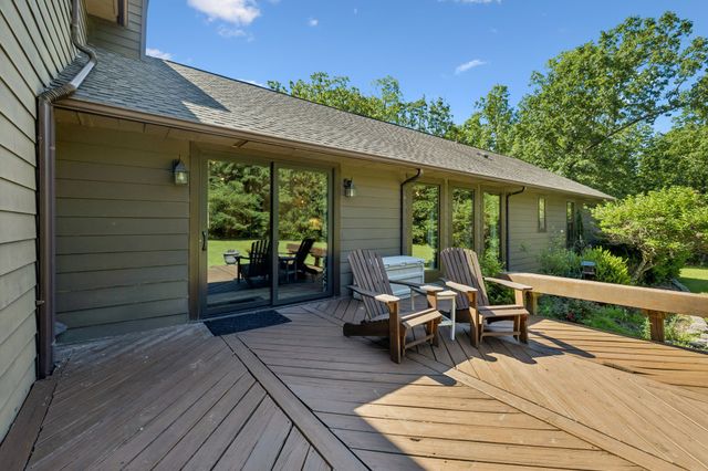 95 Bowman Ct, Waverly, TN 37185