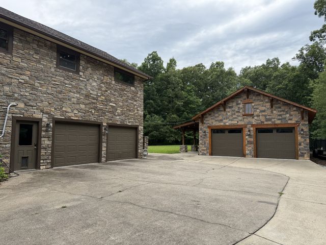 95 Bowman Ct, Waverly, TN 37185