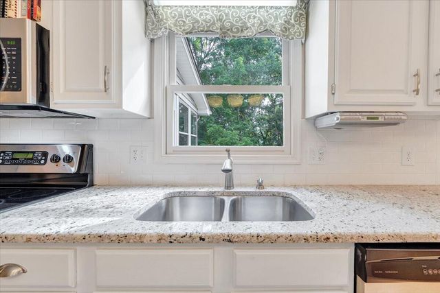 7031 Highfields Farm TRL, Roanoke, VA 24018
