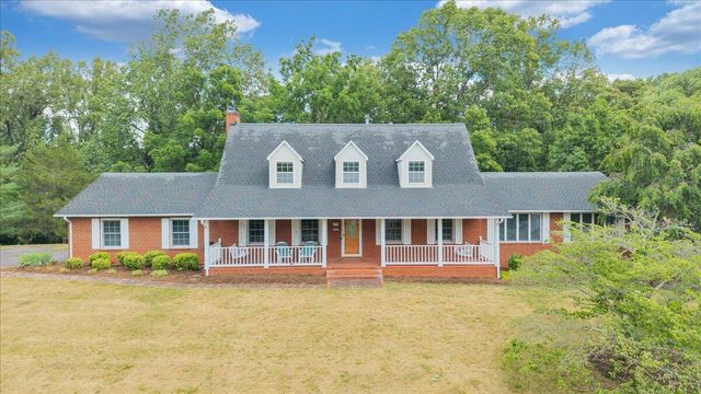 7031 Highfields Farm TRL, Roanoke, VA 24018