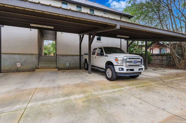 171 Barilla Pl Unit 103, Alamo Heights, TX 78209