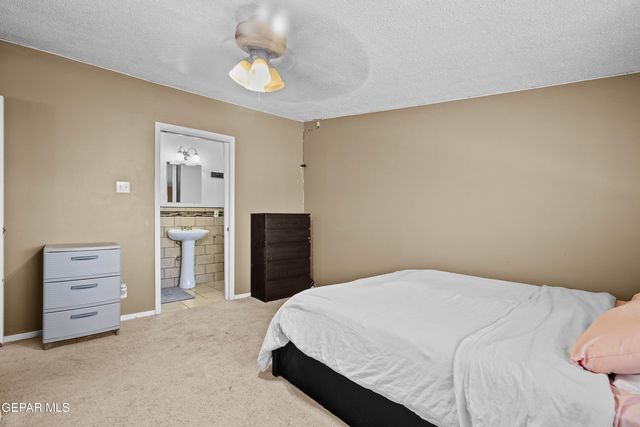 3021 ORKNEY Road, El Paso, TX 79925