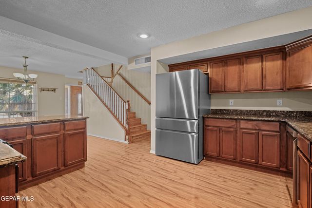 3021 ORKNEY Road, El Paso, TX 79925