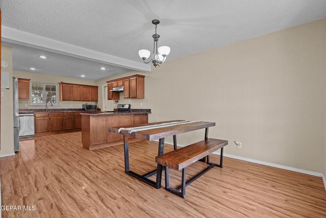 3021 ORKNEY Road, El Paso, TX 79925