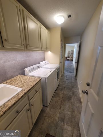 2972 Chipmunk Trail SE, Marietta, GA 30067