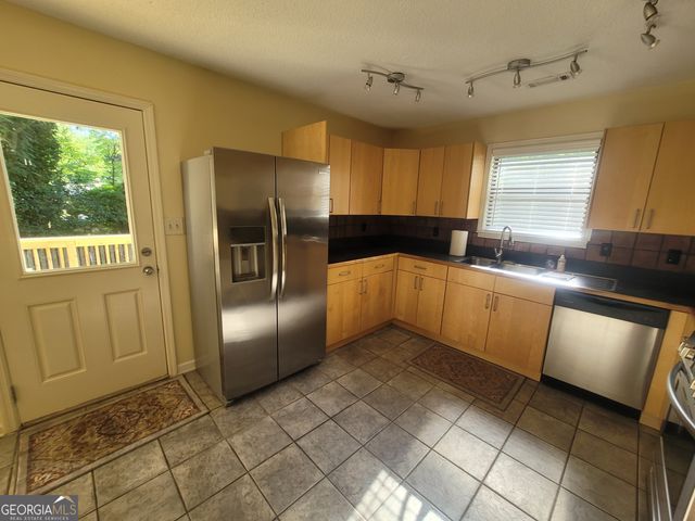 2972 Chipmunk Trail SE, Marietta, GA 30067