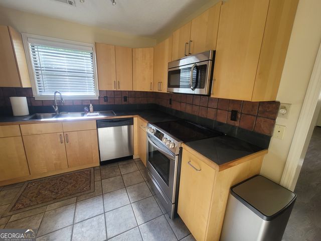 2972 Chipmunk Trail SE, Marietta, GA 30067