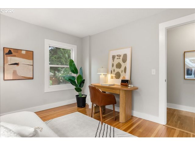 1845 Se REEDWAY St, Portland, OR 97202