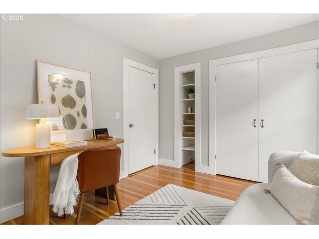 1845 Se REEDWAY St, Portland, OR 97202