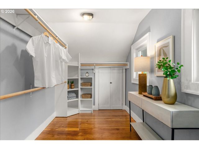 1845 Se REEDWAY St, Portland, OR 97202