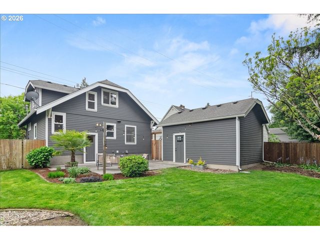 1845 Se REEDWAY St, Portland, OR 97202