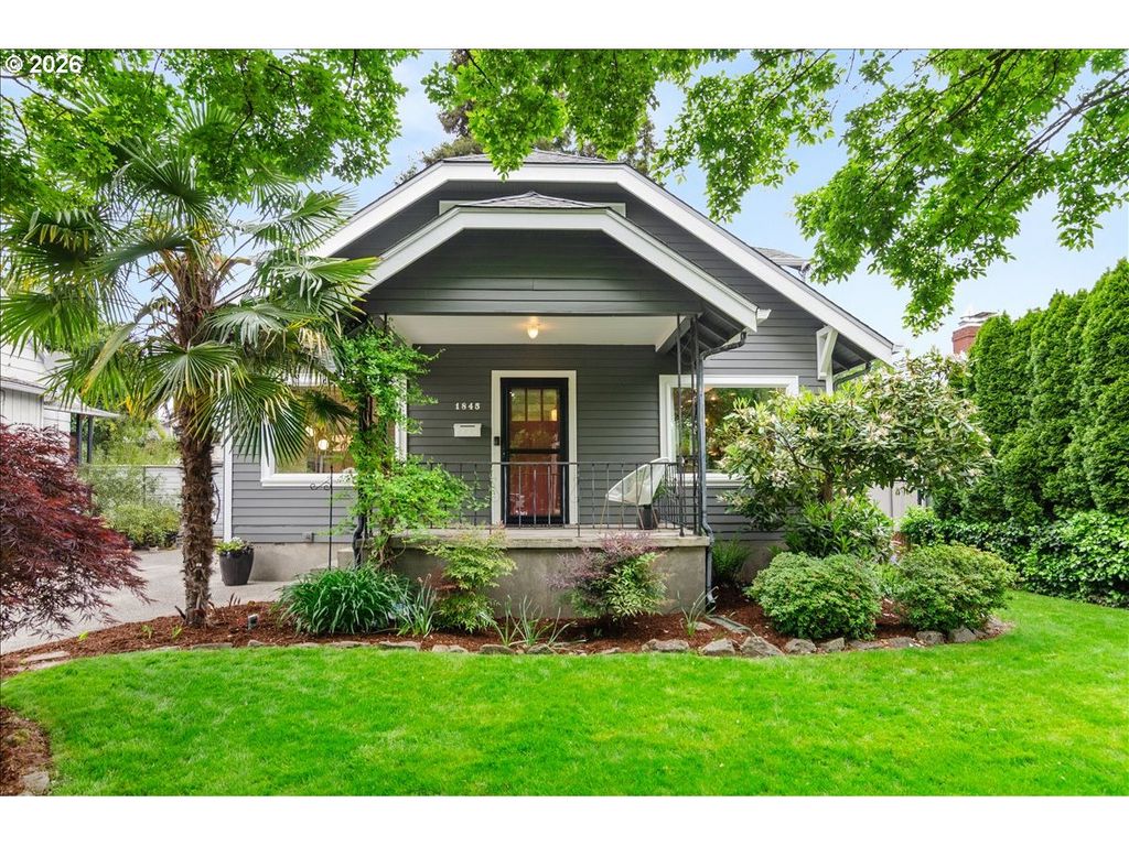 1845 Se REEDWAY St, Portland, OR 97202
