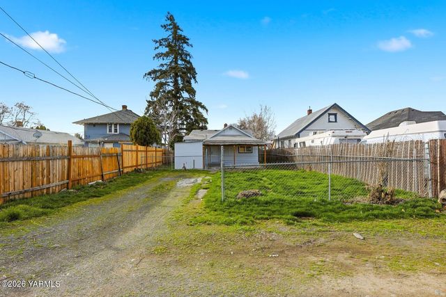 1115 Folsom Ave, Yakima, WA 98902