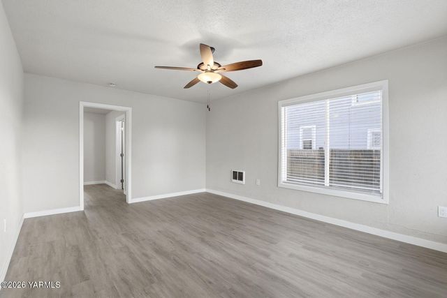 1115 Folsom Ave, Yakima, WA 98902