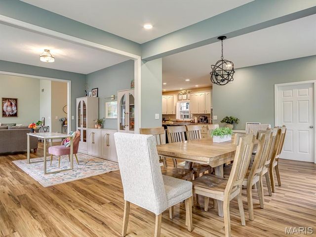 1101 Timberlake Drive, Edwardsville, IL 62025