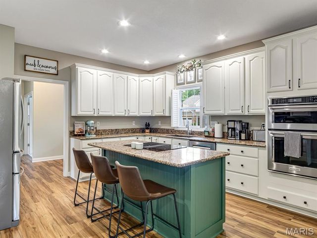 1101 Timberlake Drive, Edwardsville, IL 62025