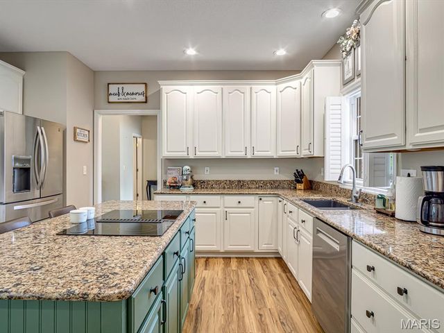 1101 Timberlake Drive, Edwardsville, IL 62025