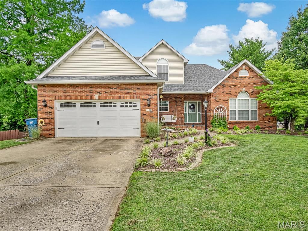 1101 Timberlake Drive, Edwardsville, IL 62025