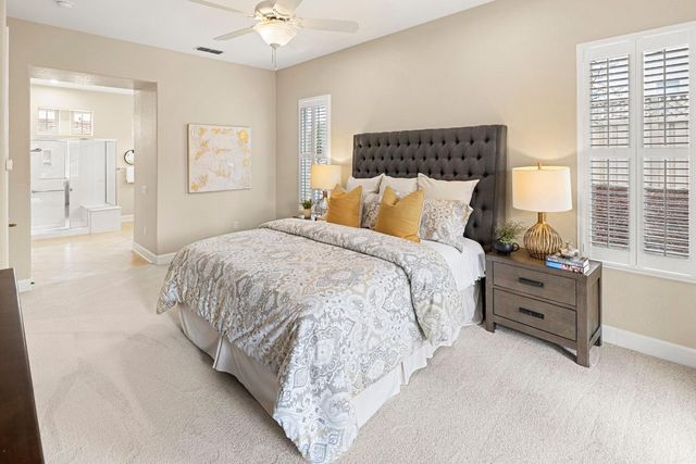 755 Castleberry Ln, Lincoln, CA 95648