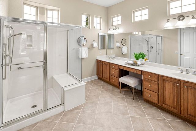 755 Castleberry Ln, Lincoln, CA 95648