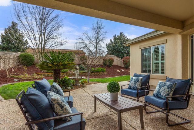 755 Castleberry Ln, Lincoln, CA 95648