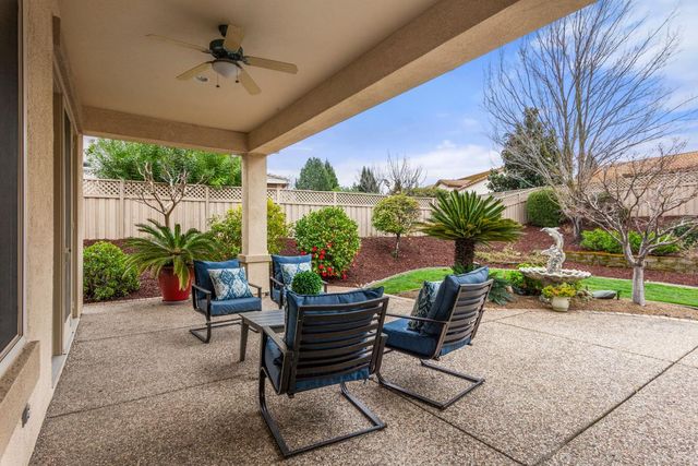 755 Castleberry Ln, Lincoln, CA 95648